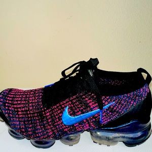Nike Air Vapormax FlyKnit 3 Black Laser Fuchsia AJ6910-003 9.5